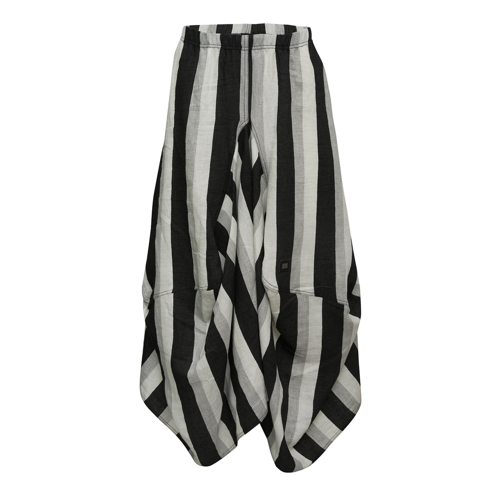 E-Avantgarde - Rok - Black white *