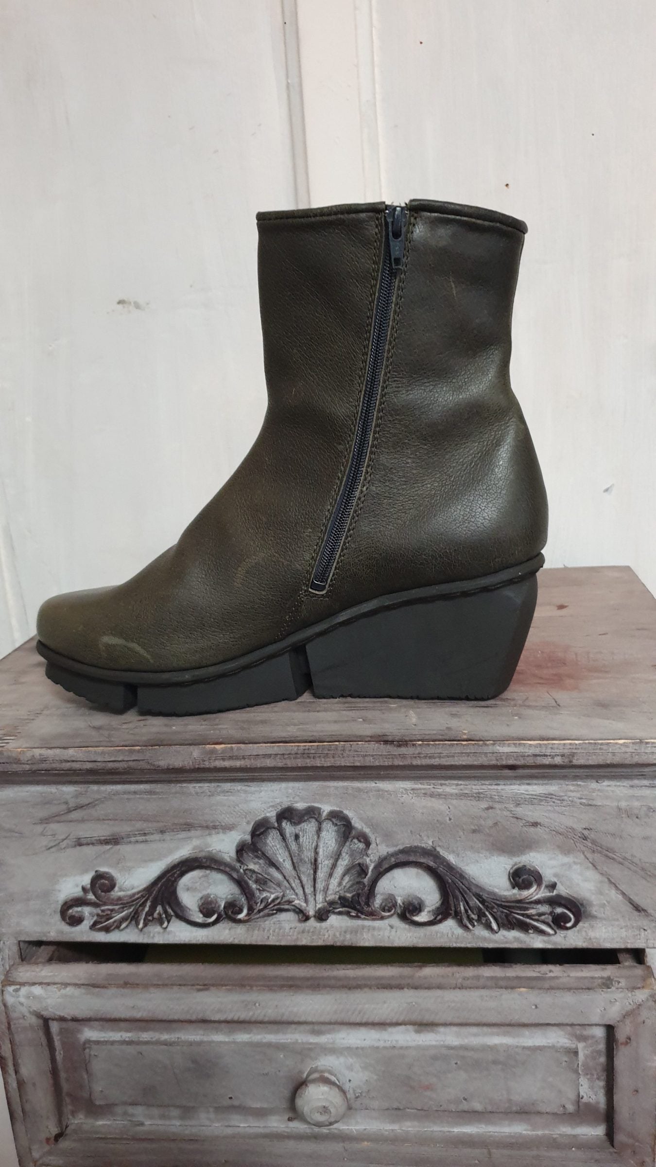 Trippen - Force Grey-pub (olijf groen) - Mt. 39