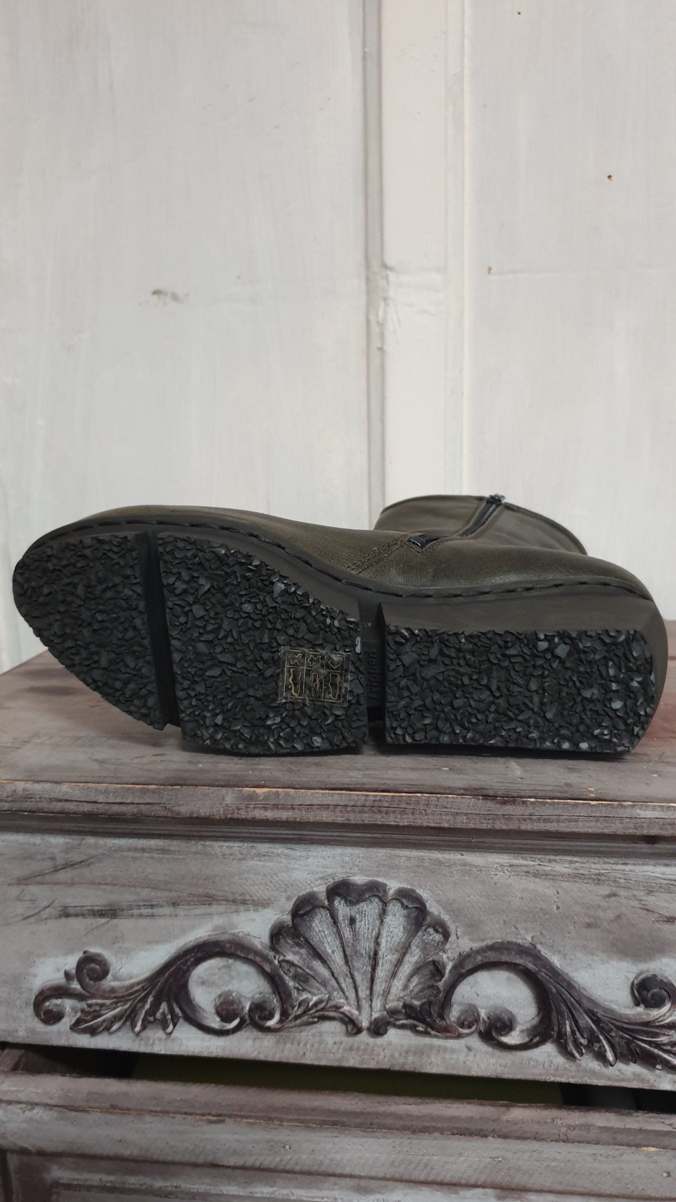 Trippen - Force Grey-pub (olijf groen) - Mt. 39