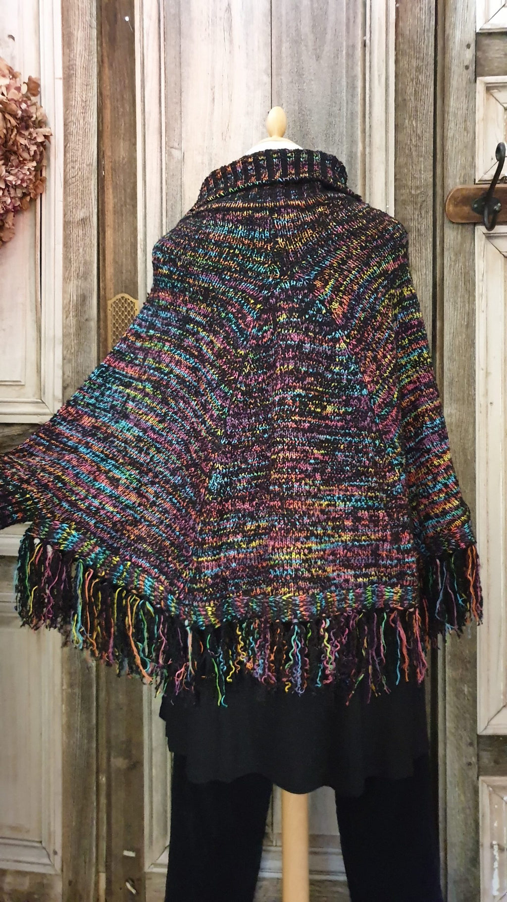 Angel Circle - Poncho