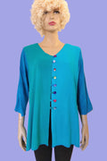 Liz & Joe - Turquoise viscose blouse, kleurige knoopjes