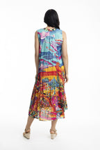 ORIENTIQUE - Ocampo mouwloze jurk met V-hals - Print#