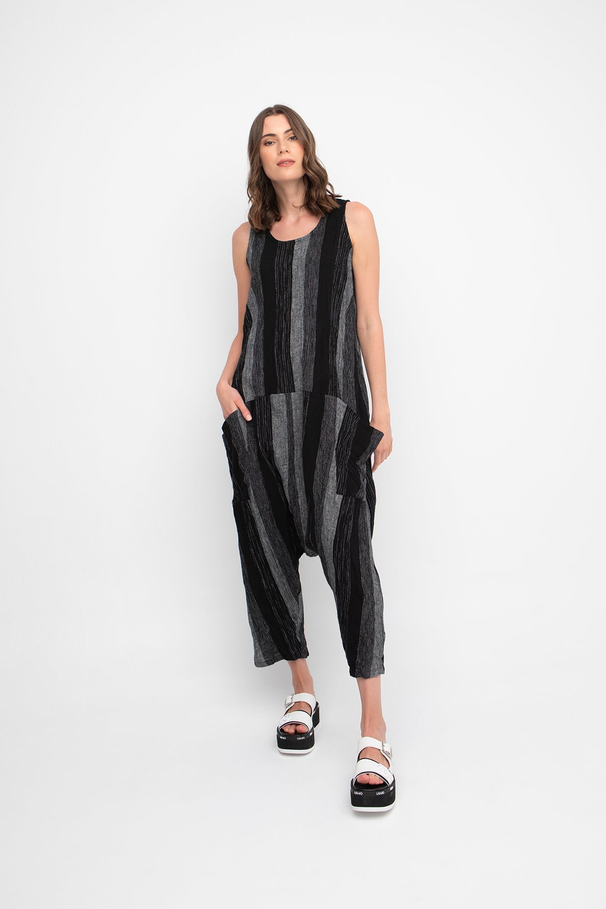 Ozai N Ku - Jumpsuit met harembroek - Print