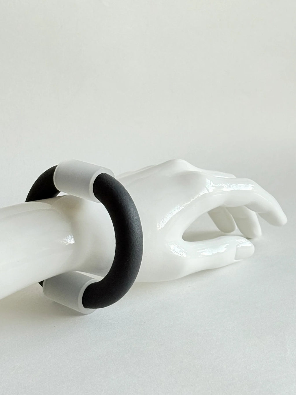 Trijn Sieraden - Armband rubber en acrylaat (A25-3)