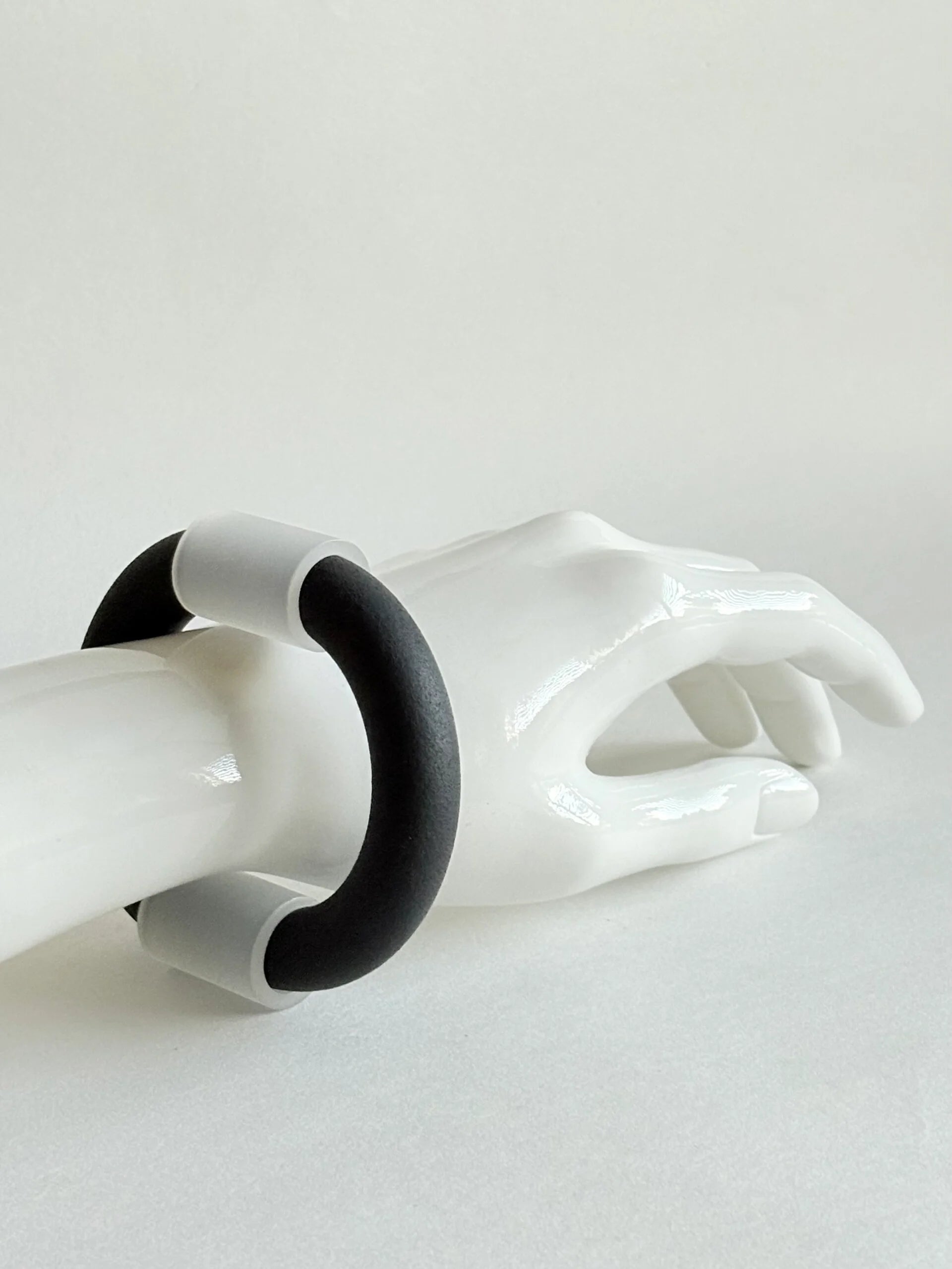 Trijn Sieraden - Armband rubber en acrylaat (A25-3)