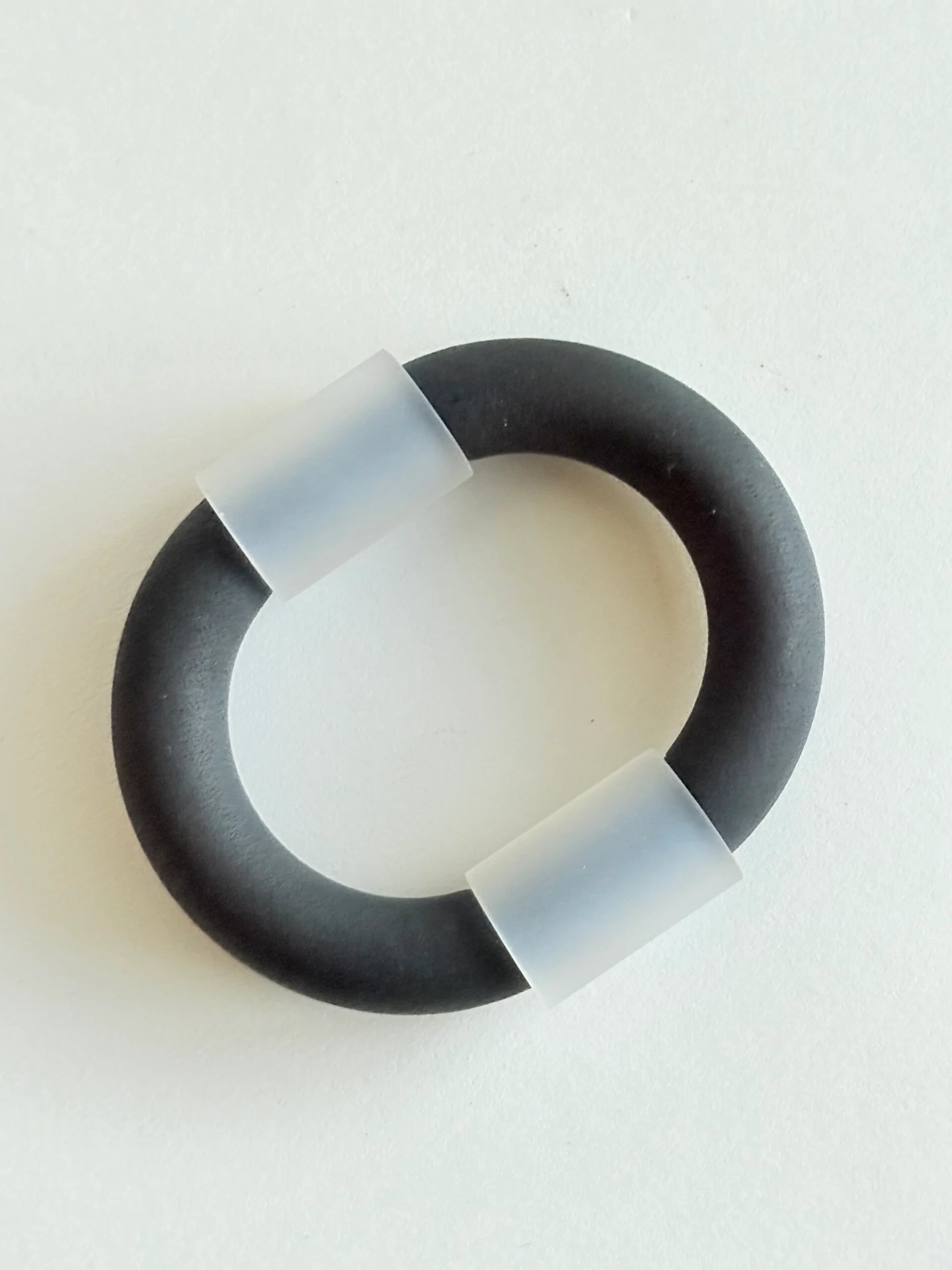 Trijn Sieraden - Armband rubber en acrylaat (A25-3)