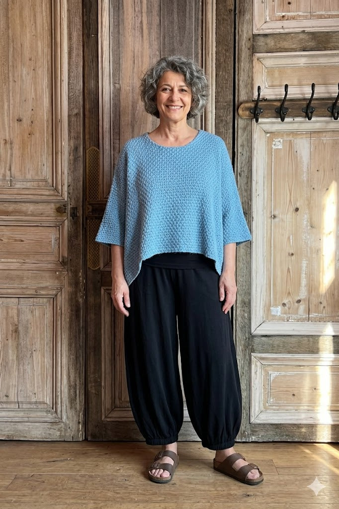 Amandine- korte wijde trui - Lichtblauw