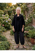 BB Style - Oversized Linnen blouse met opvallende col - Zwart