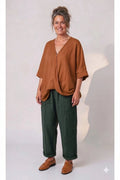 BB Style - Oversized Linnen "Cross over" blouse - Roestbruin
