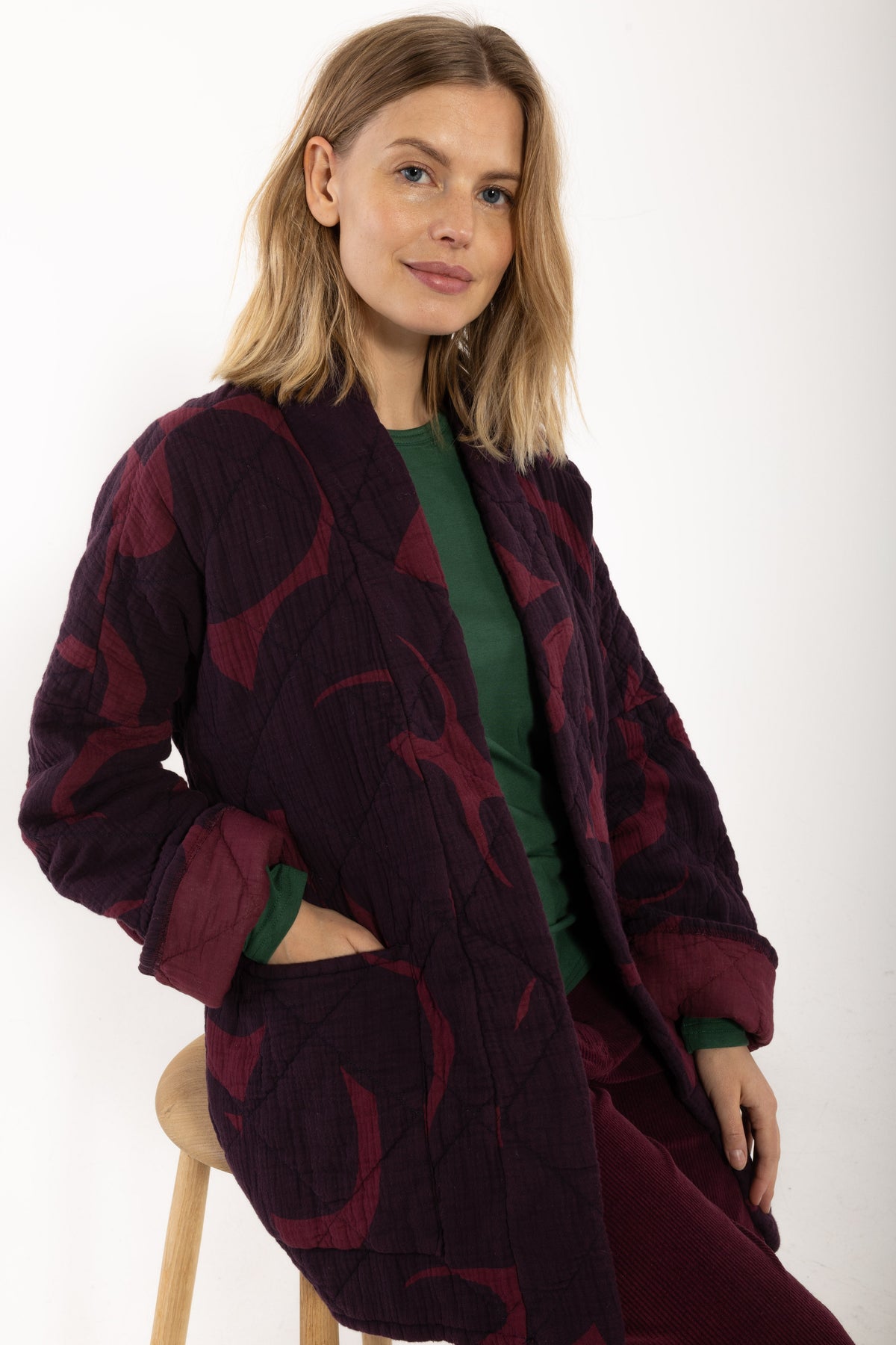 Danefæ - Quiltjasje Danekatrin - Dark Wine/Dark Cherry TROPS