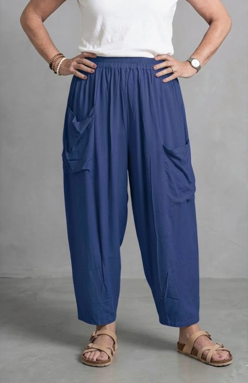 Normal Crazy - Broek Delphine - Dark blue - 100% Rayon