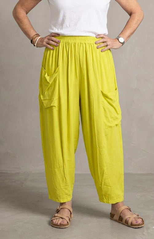 Normal Crazy - Broek Delphine - 100% Rayon - uni Geel