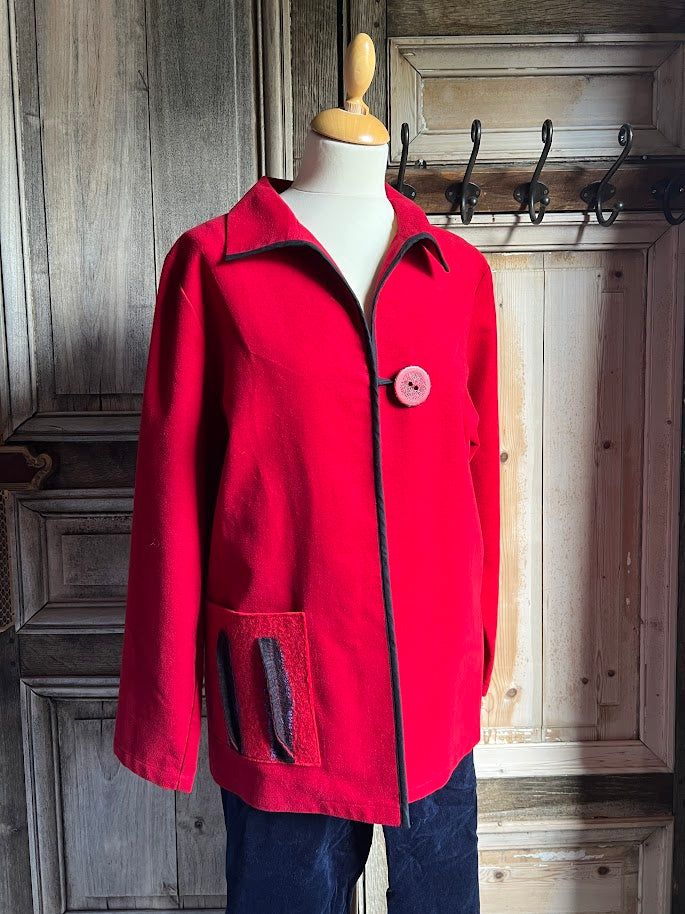 Geesje Sturre - Jasje rood - 125 Rood