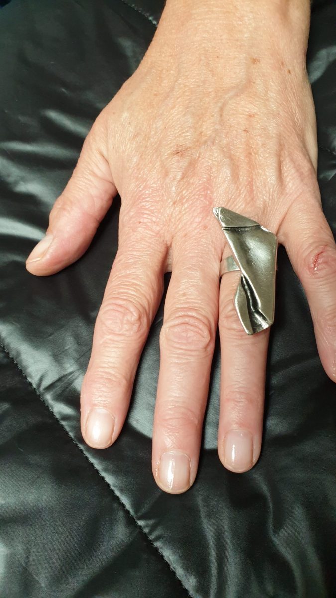 HEVI - 8117 Ring