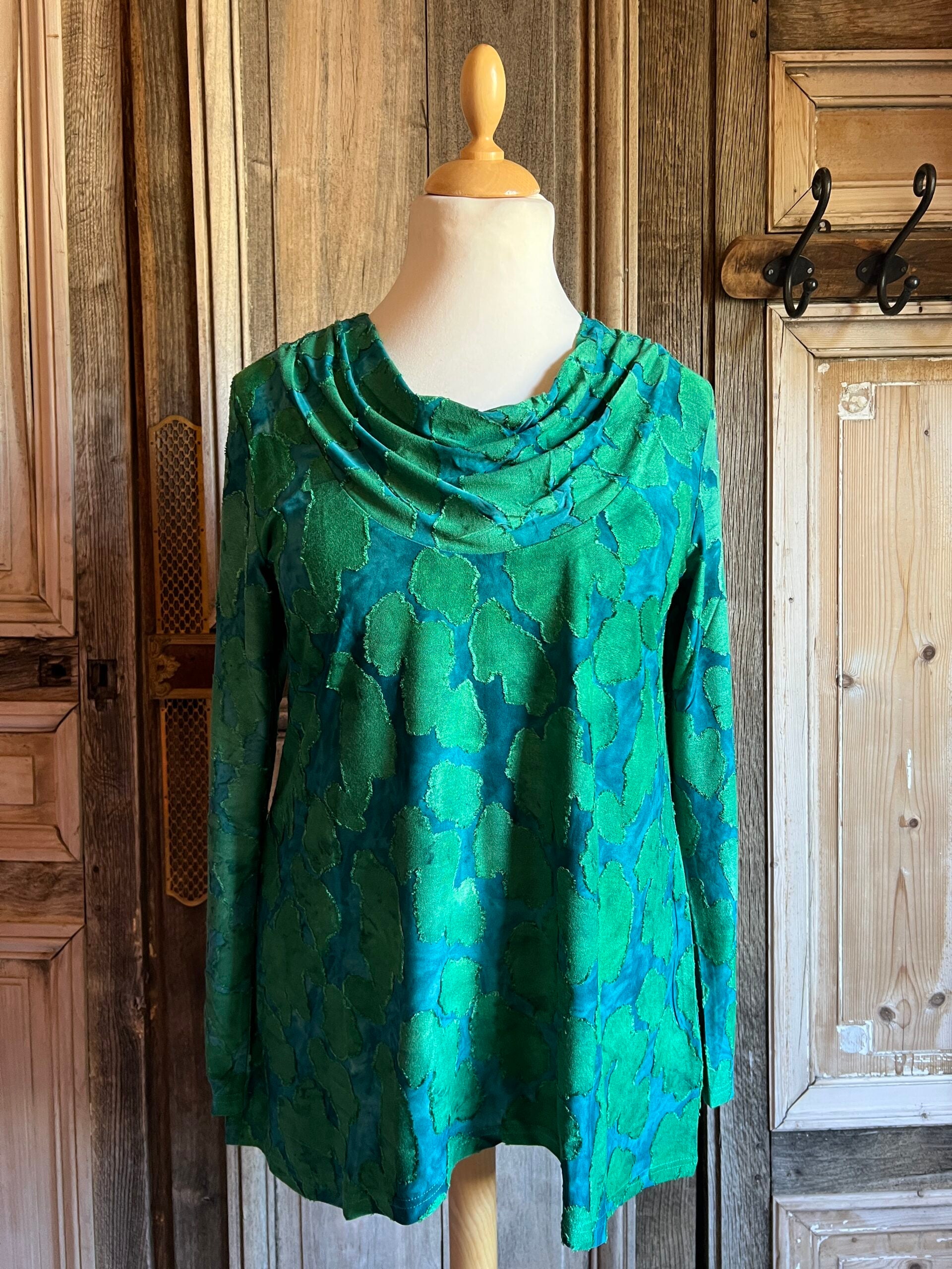 HeArt - Guppy shirt - Green
