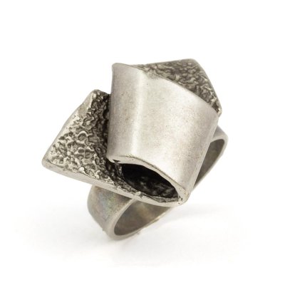 HEVI - 3419 Ring