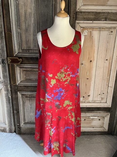 Normal Crazy - Mouwloze Dress Rosé batik rood