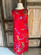 Normal Crazy - Mouwloze Dress Rosé batik rood