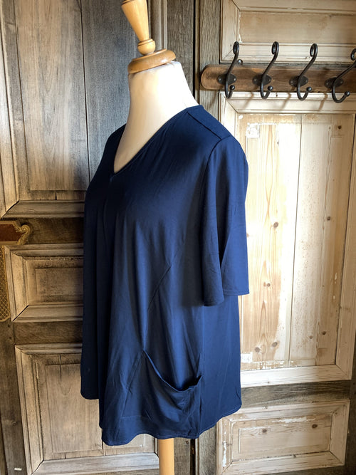 Angel Circle - Shirt  - Donker blauw - Maat S*