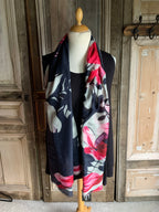 The Blue turban - Wollen Shawl* bloem