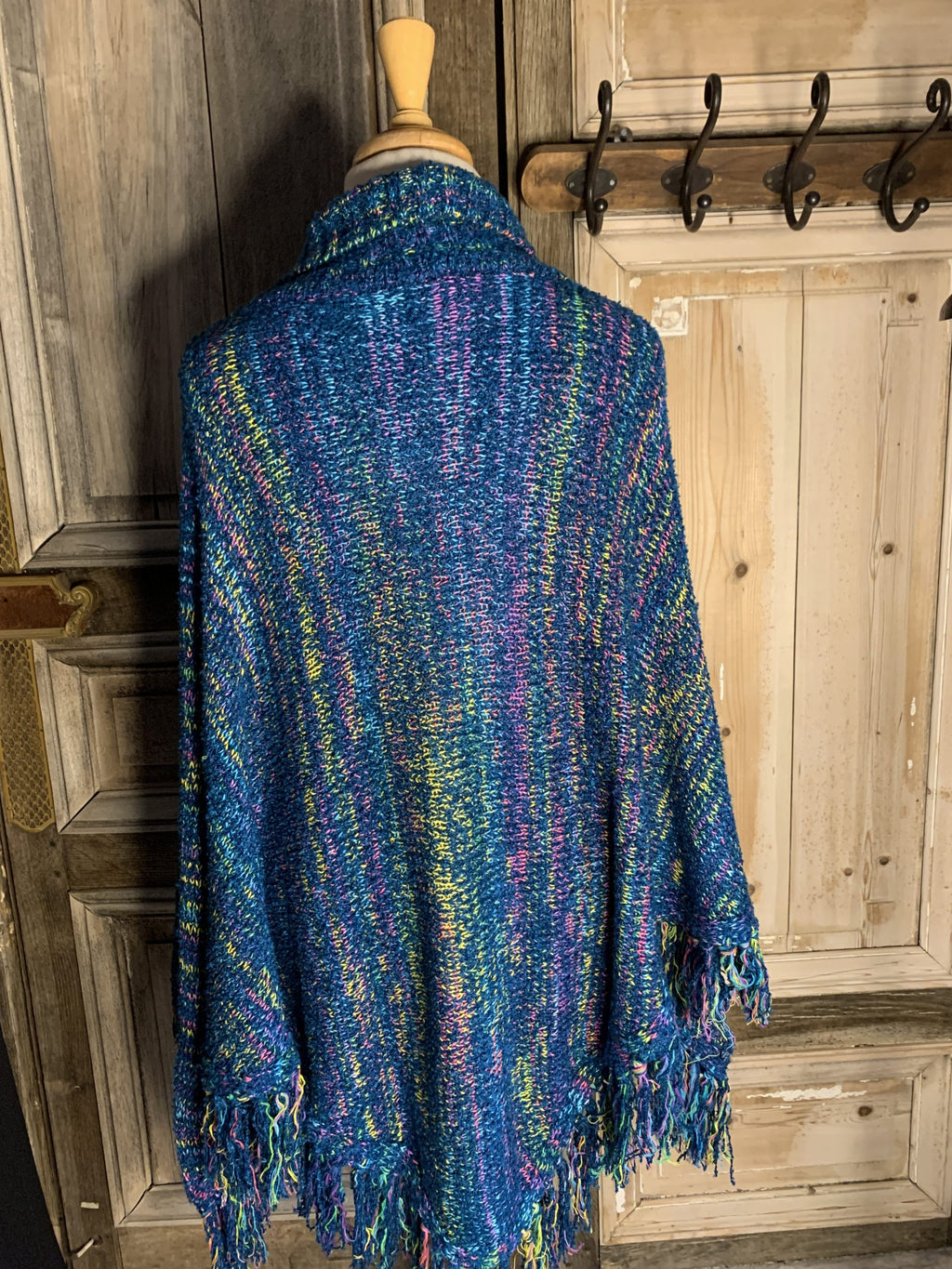 Angel Circle - Poncho