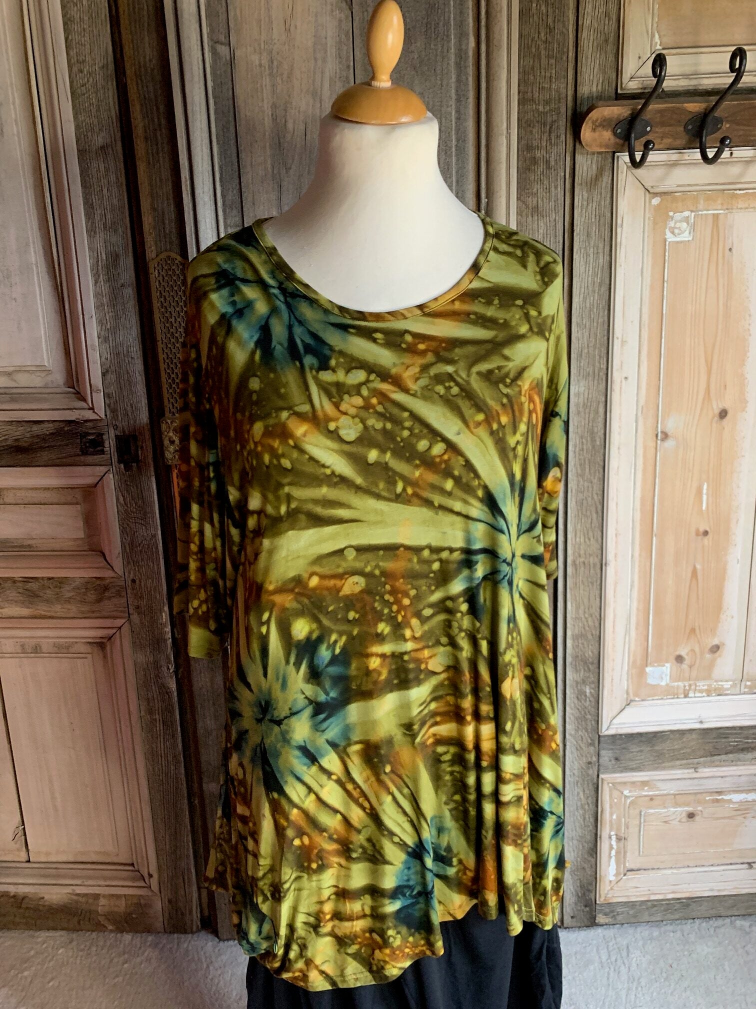 Normal Crazy - Tuniek Akha - korte mouw -