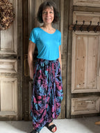 Normal Crazy - Skirt Puur Batik