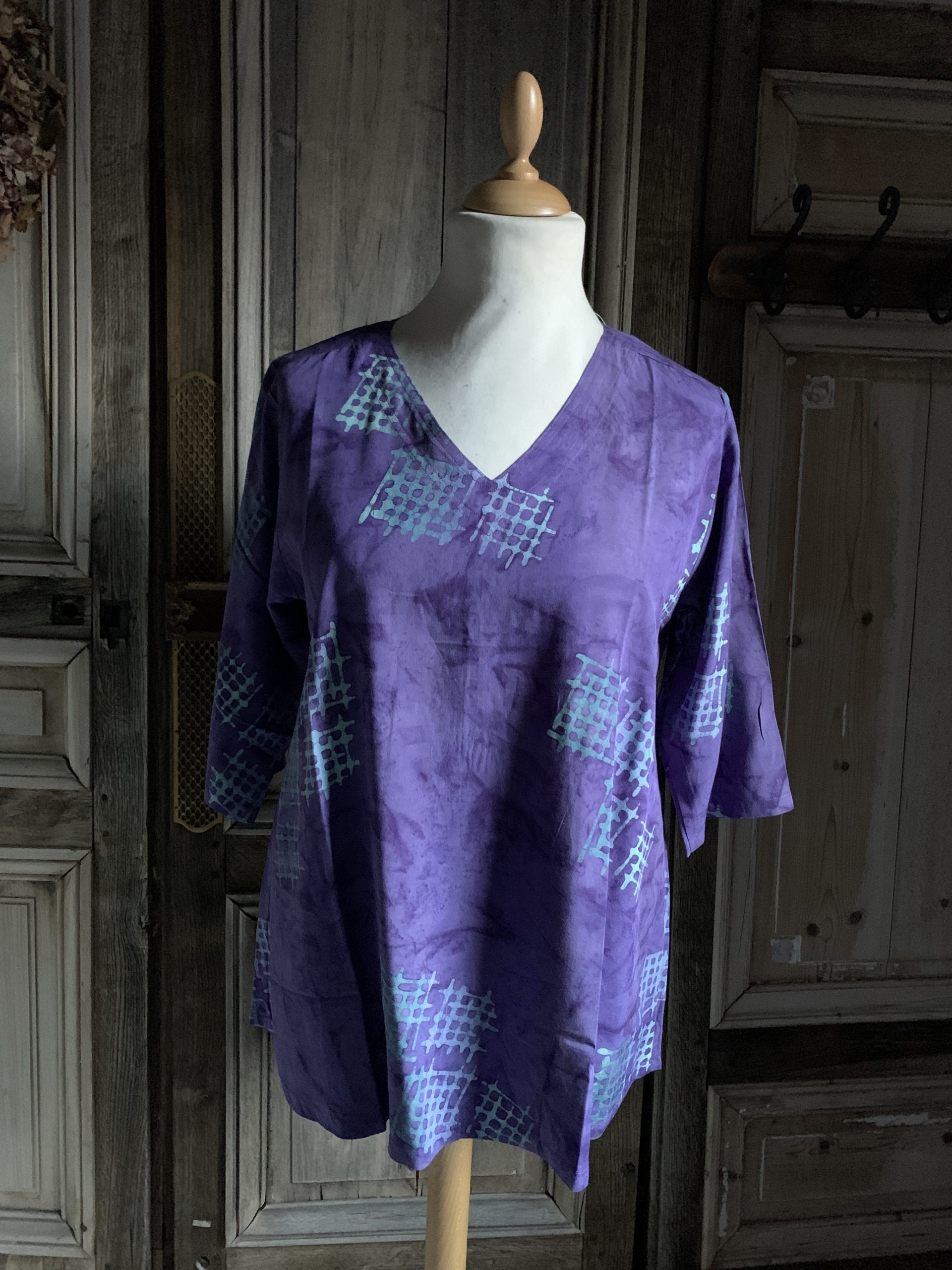 Angel Circle - 3/4 batik shirt - *