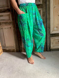 Normal Crazy - Broek Delphine Print Batik groen - 100 % Rayon