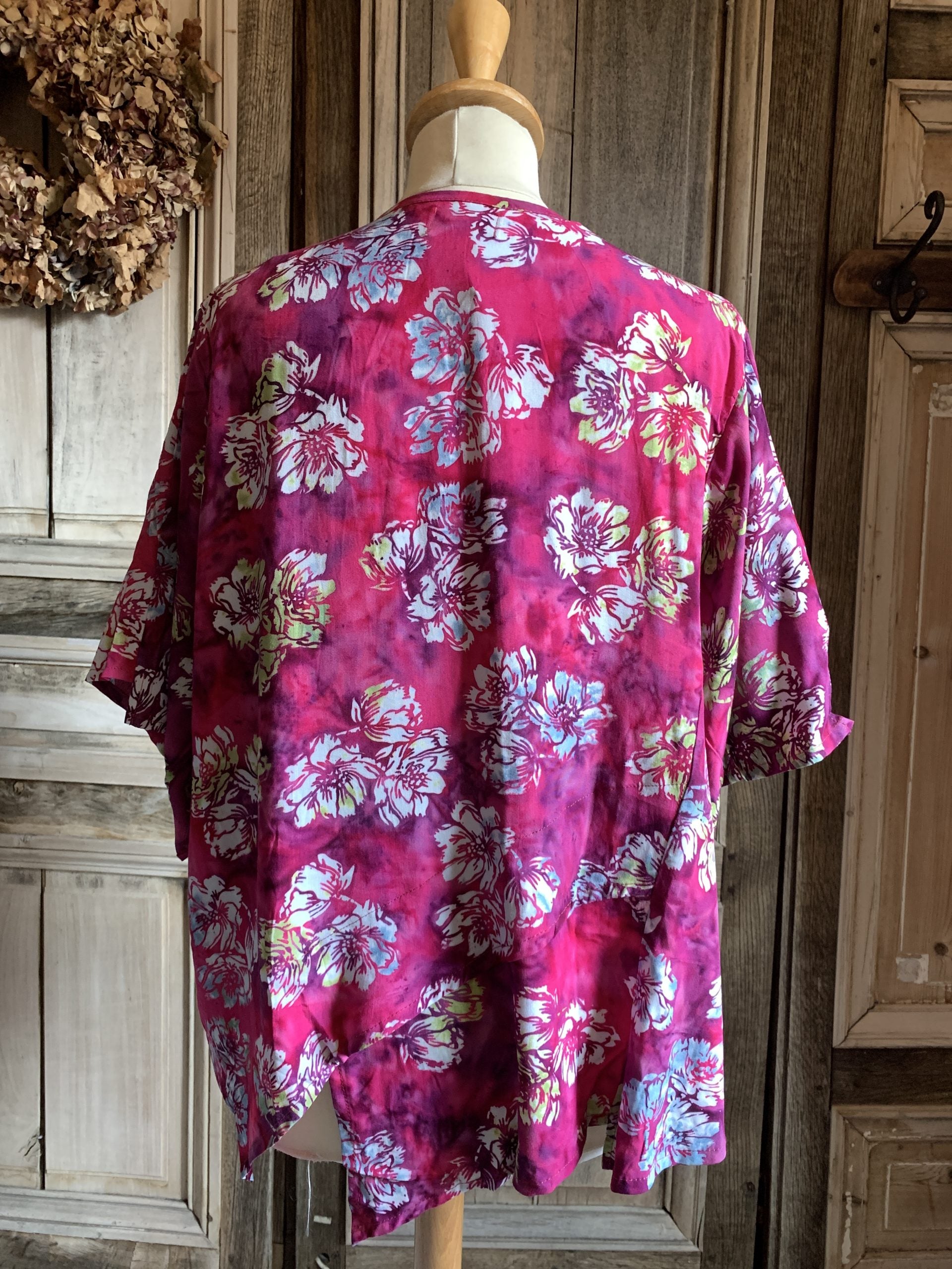 Mapa Mundo - Rayon Top Molly - Maat M*magenta
