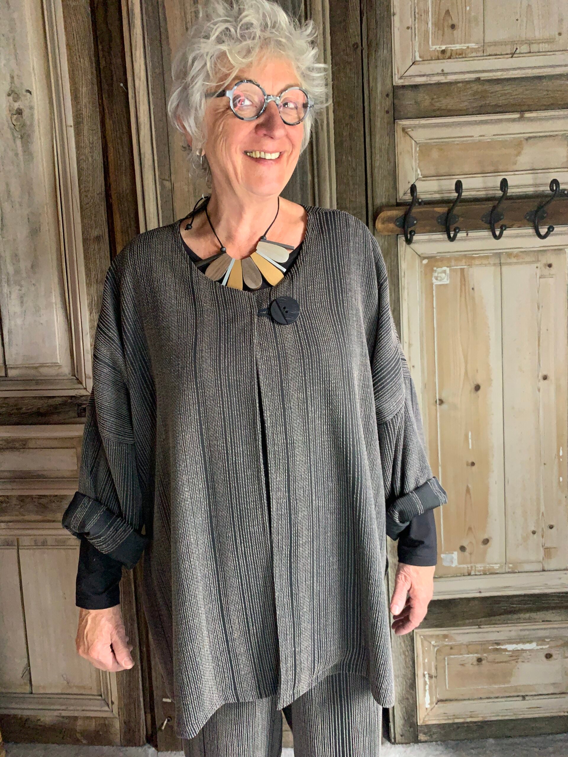 Geesje Jas van viscose en polyamide *