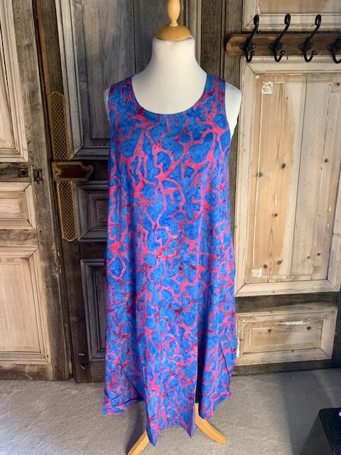 Normal Crazy - Mouwloze jurk Rose batik