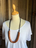 Normal Crazy - Houten Ketting - Roestbruin