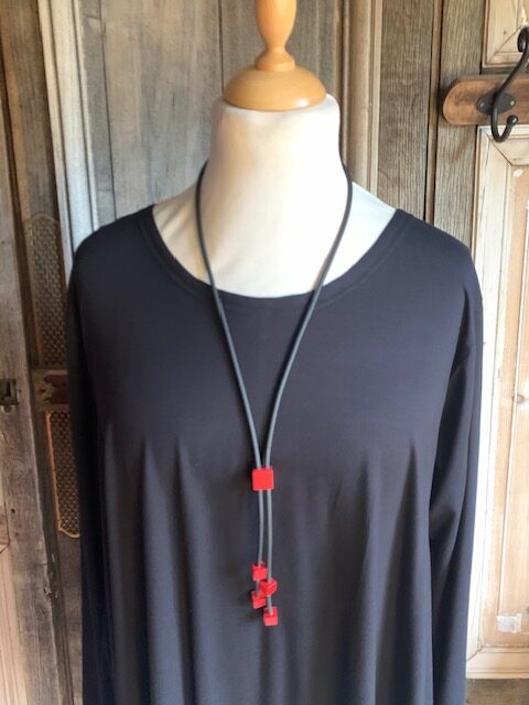 Tjonge Jonge Sieraden - Collier lang  blok rood