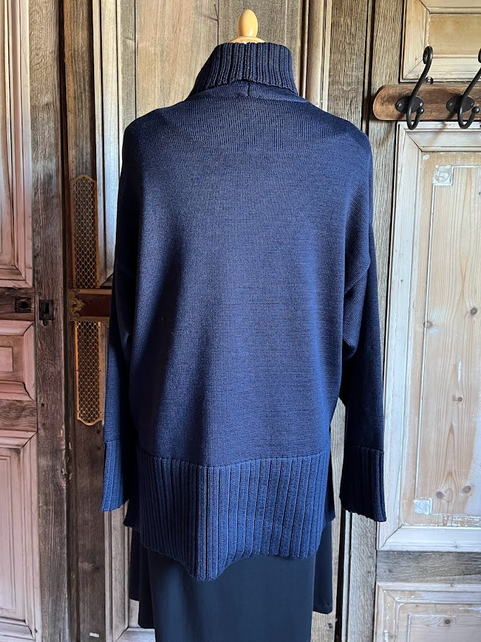 Invero - Trui met col - Donker blauw - Maat 2 wol