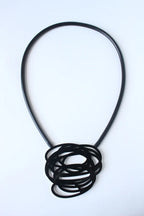 Trijn sieraden - Ketting Doodle krassen (#K24-30) - Zwart en Wit
