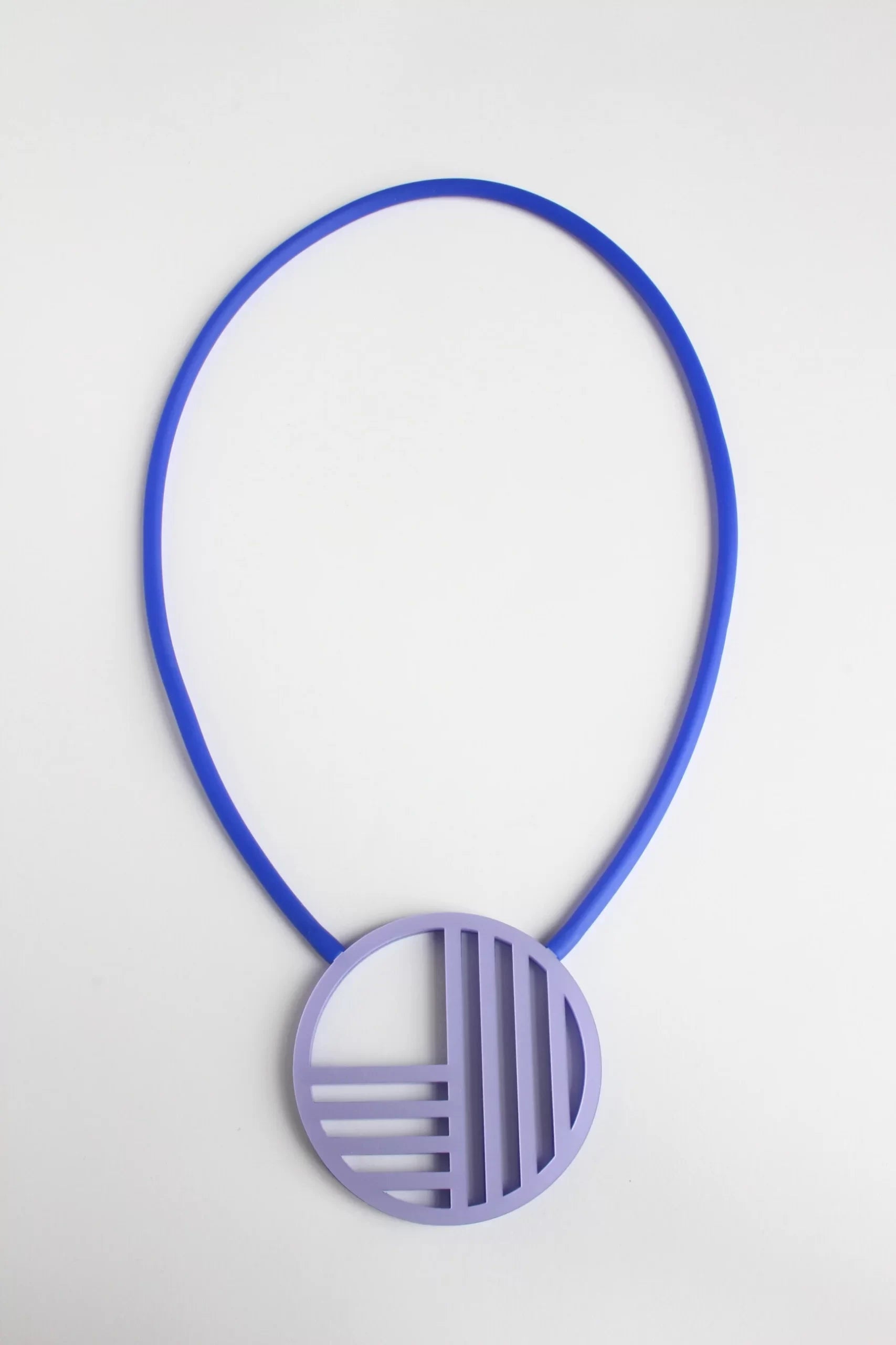 Trijn sieraden - Ketting Bauhaus (#K24-31) - Blauw/Lavendel
