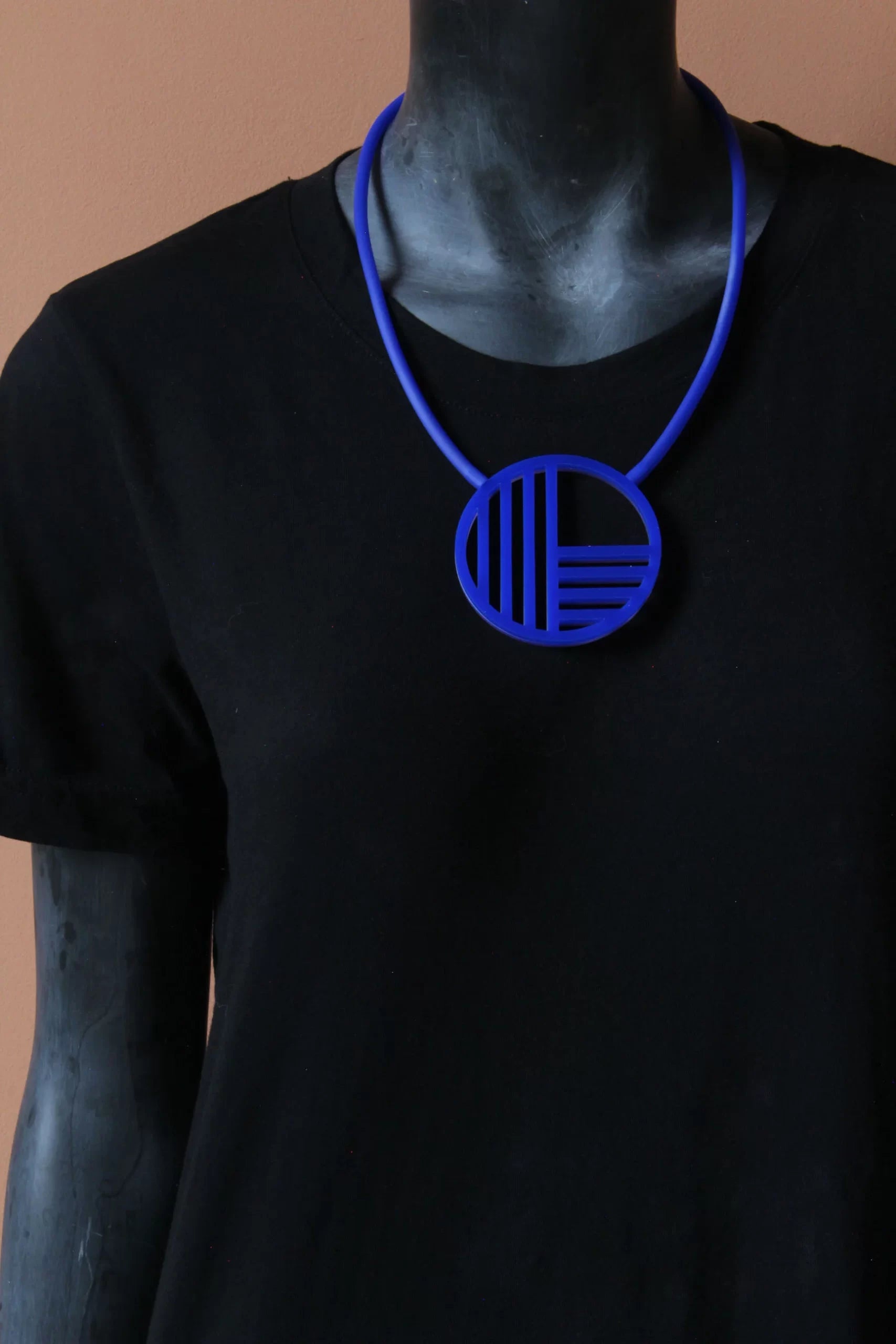 Trijn sieraden - Ketting Bauhaus (#K24-31) - Blauw/Lavendel