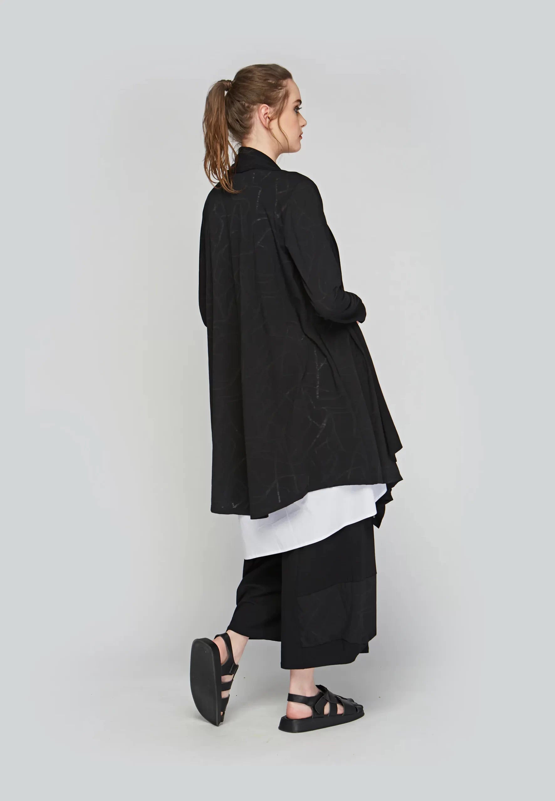 Luuka - Lang vest - Black