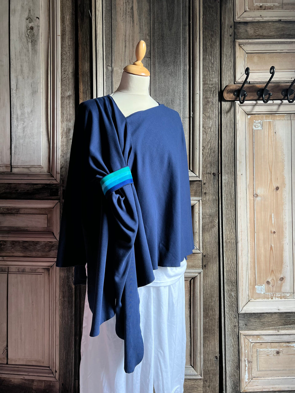Geesje Sturre - Omslagdoek - Donkerblauw