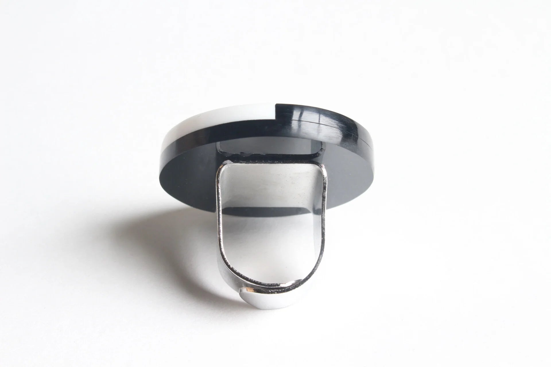Trijn sieraden - Ring Acrylaat (#R23-99) - Black/white 3,8 cm