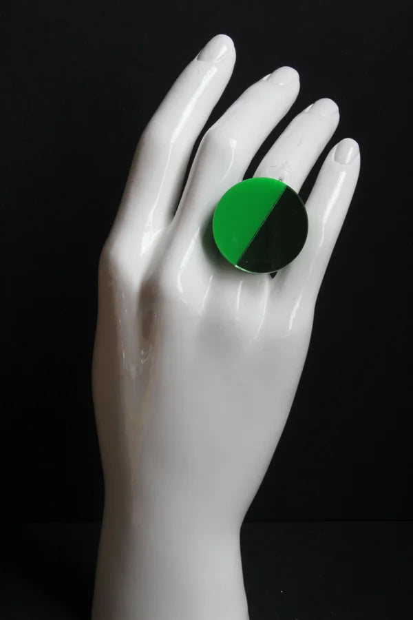 Trijn sieraden - Ring acrylaat (#R25-23) - Groen 3 cm