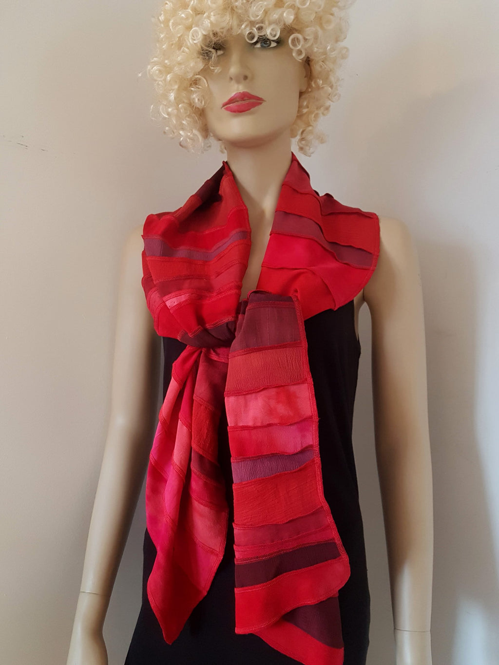 Liz & Joe - Viscose sjaal  - S 4256 V - Tinten rood en bruin Rood