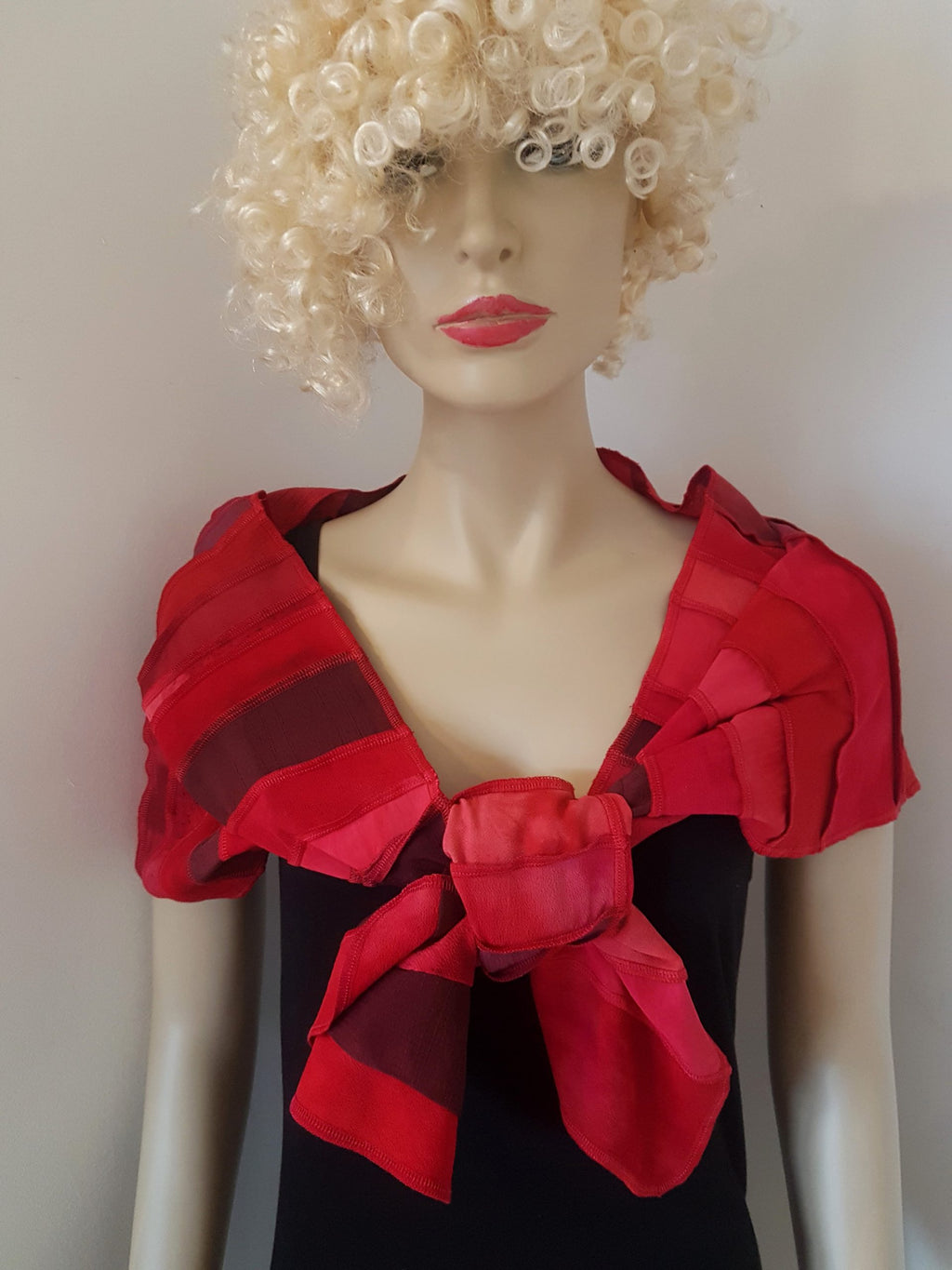 Liz & Joe - Viscose sjaal  - S 4256 V - Tinten rood en bruin Rood