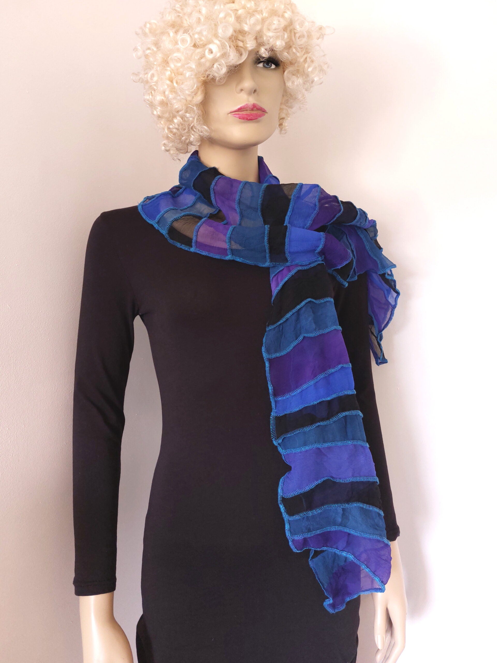 Liz & Joe - Zijden sjaal S 425 ZC - zwart-groen-blauw-paars