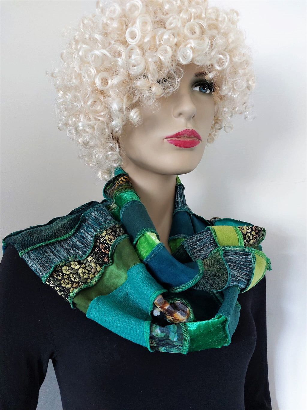 Liz & Joe - Sjaal S 425 M 4 - Verschillende kleuren groen