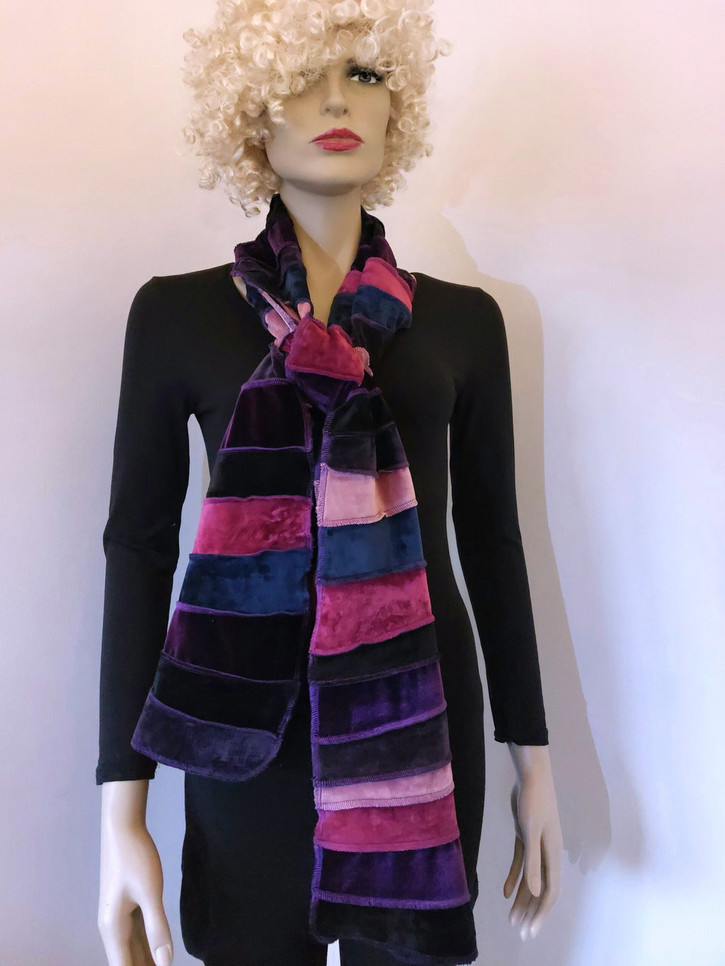 Liz & Joe - Sjaal van zacht stretch fluweel S425N - fuchsia,roze,paars,zwart