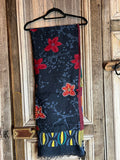 The Blue Turban - Wollen sjaal met ambachtelijk borduursel*