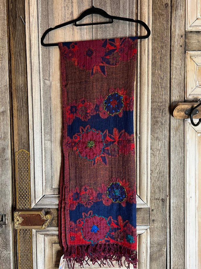 The Blue Turban - Wollen sjaal met ambachtelijk borduursel*