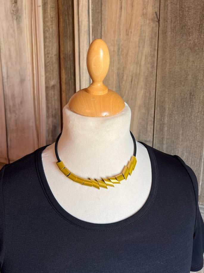 Tjonge Jonge Sieraden - Collier cilinders - Goudgeel